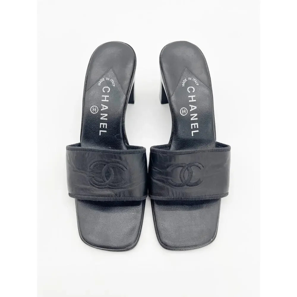 Chanel Vintage Black Leather CC Logo Classic Mule Heeled Sandals Square Toe US 6